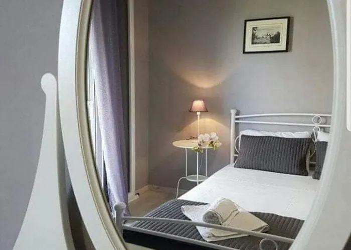 Guesthouse Emi Λυγιά