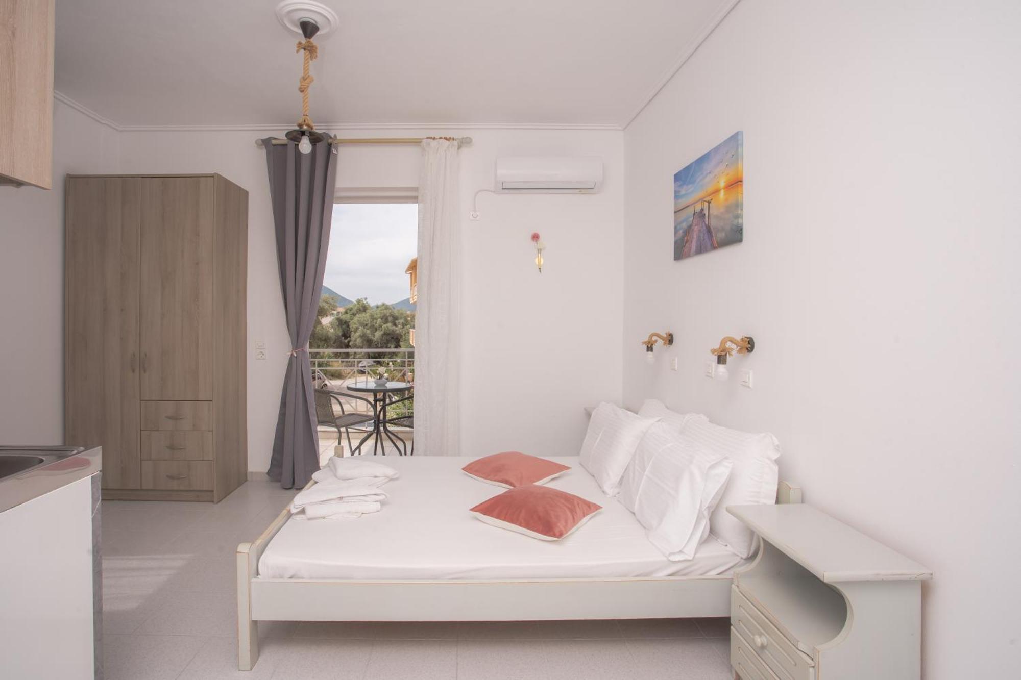 Standard Studio,1680705689:JPEG