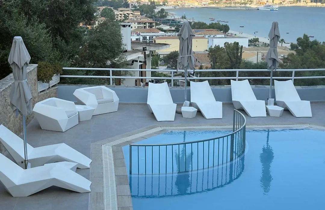 Ponti Beach Hotel-1