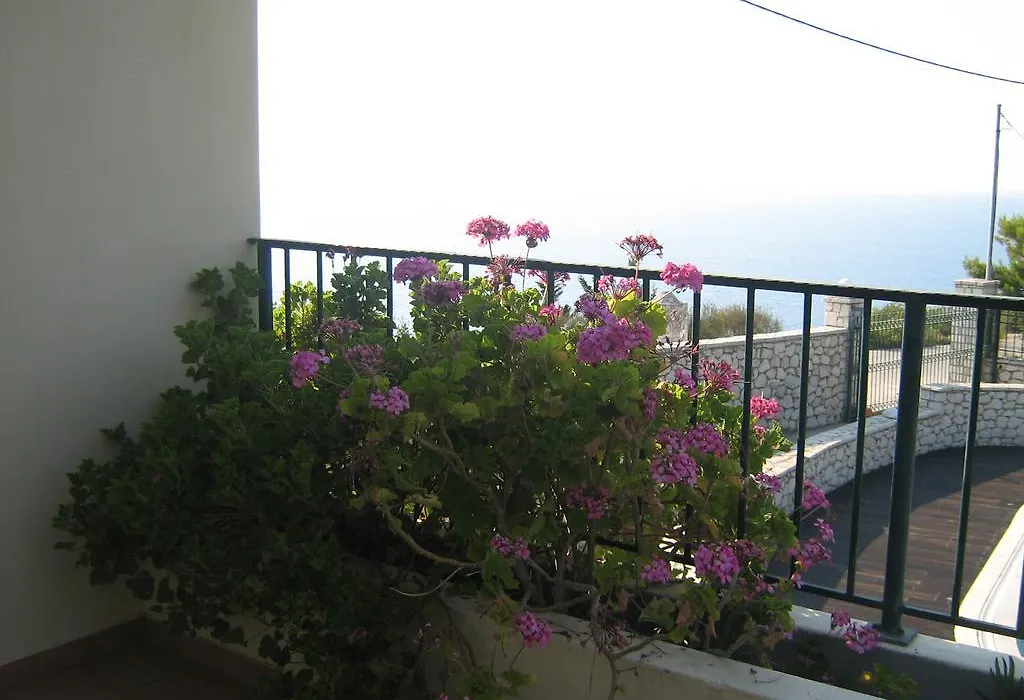 Villa Milia-1