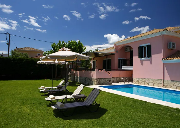 Anthemis Luxury Villas Kariótai